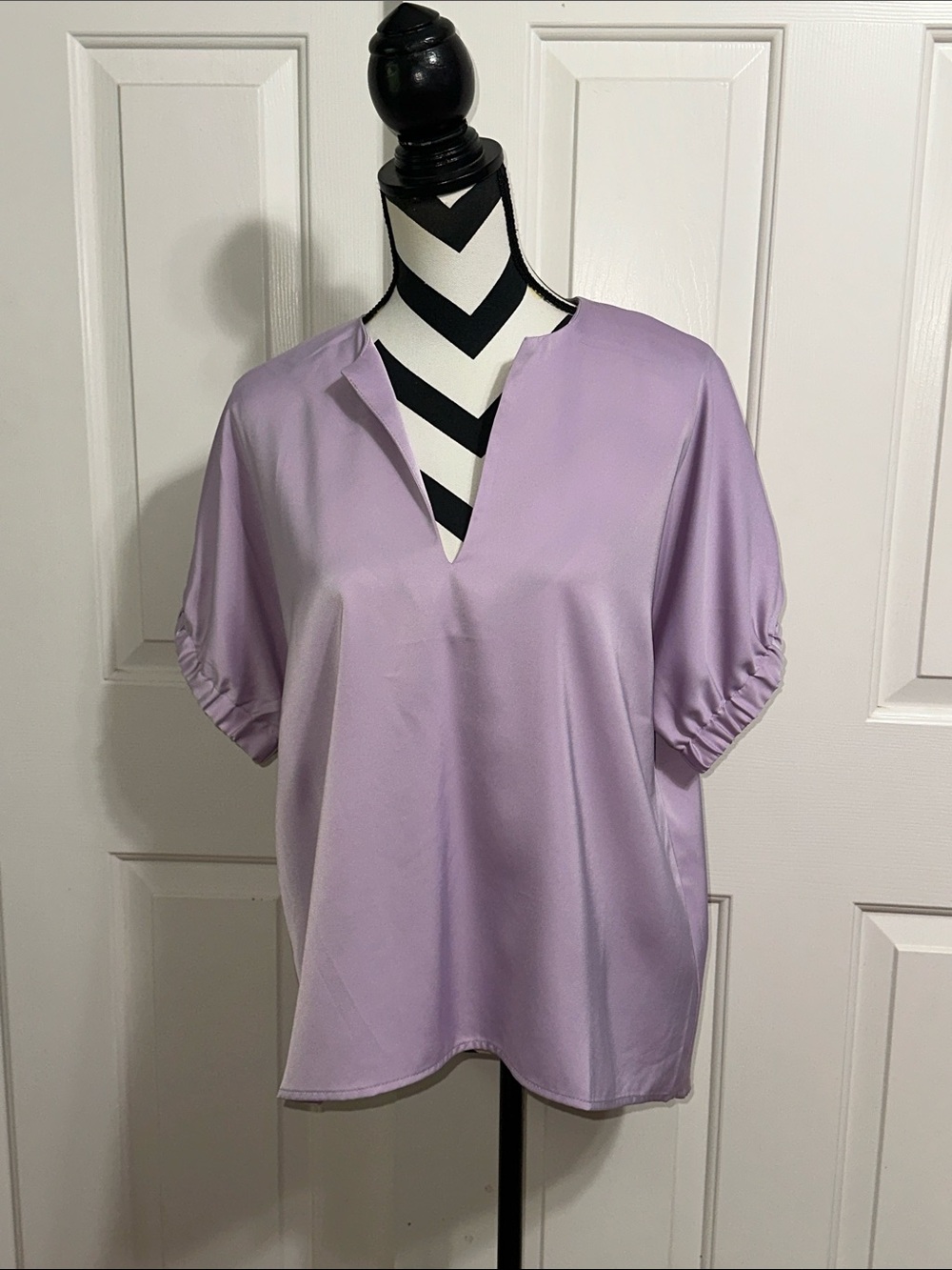 Caryn Lawn Lilac V-Neck Short Sleeve Women's Top
